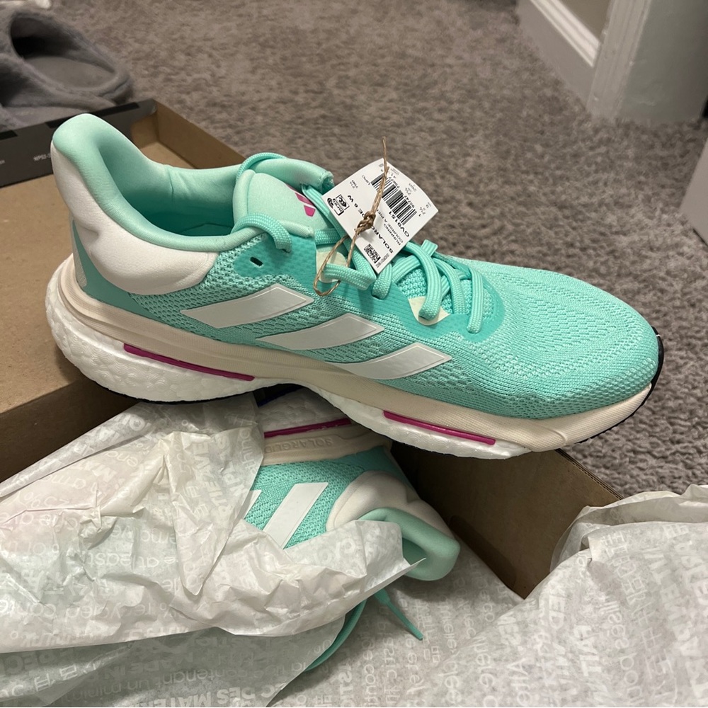 Adidas Solarglide 6 women’s size 9